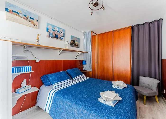 Chez Brigitte A Prázdninový dům *